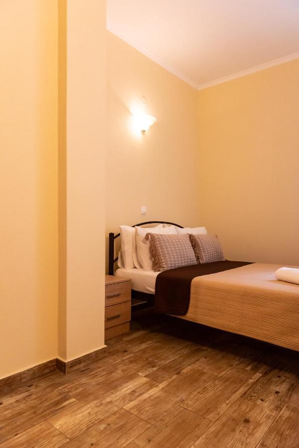 Evdokia'S Apartments And Rooms Neos Marmaras Exterior foto